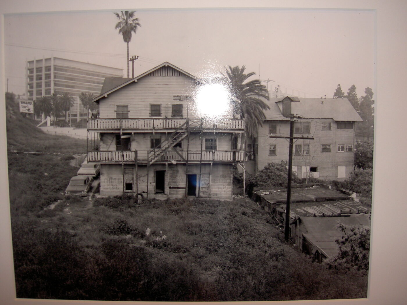 Photography Of Gil Ortiz - Miracle on 35th Street Holiday Cocktail Party, Art Exhibit and Toy Drive 2007