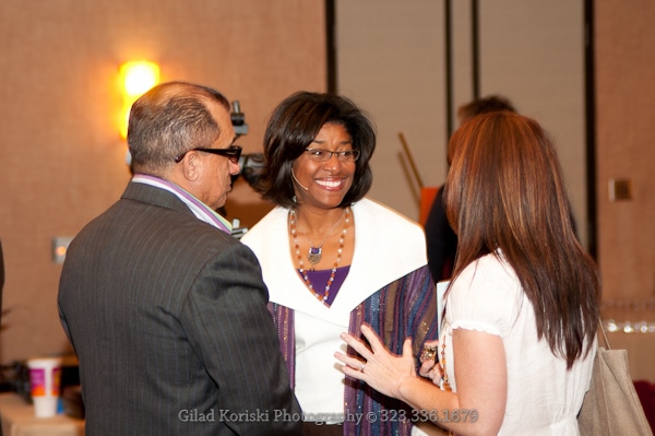 DIALOGS OF THE HEART A Curated Exhibition Experience