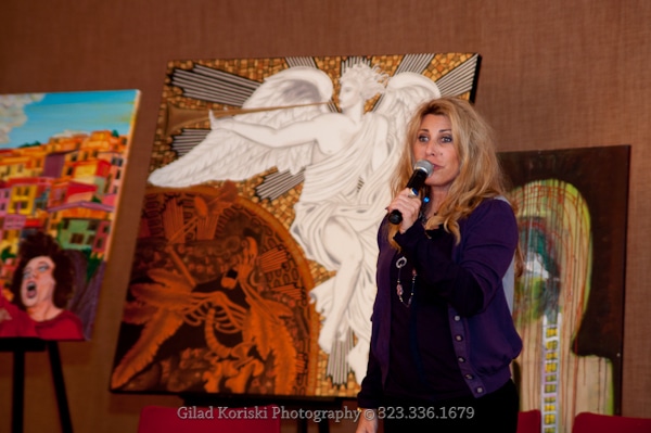 DIALOGS OF THE HEART A Curated Exhibition Experience