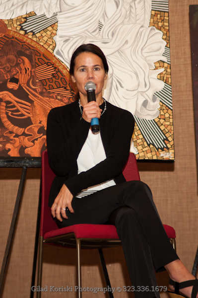 DIALOGS OF THE HEART A Curated Exhibition Experience