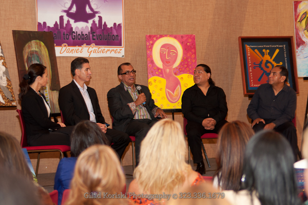 DIALOGS OF THE HEART A Curated Exhibition Experience