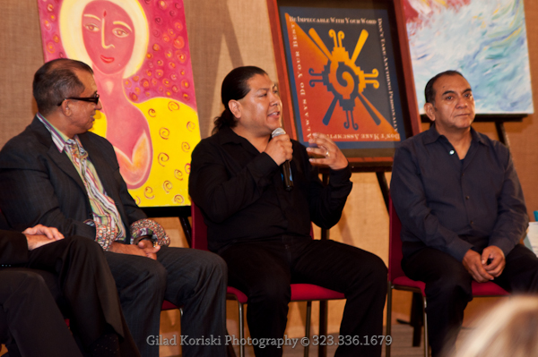 DIALOGS OF THE HEART A Curated Exhibition Experience