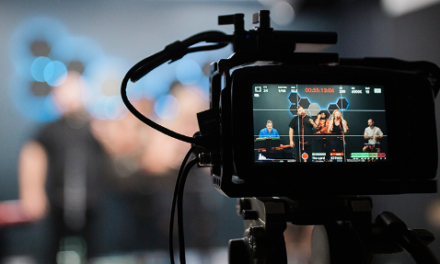 The Ultimate Guide to Livestreaming Services: Platforms, Features, and Best Practices