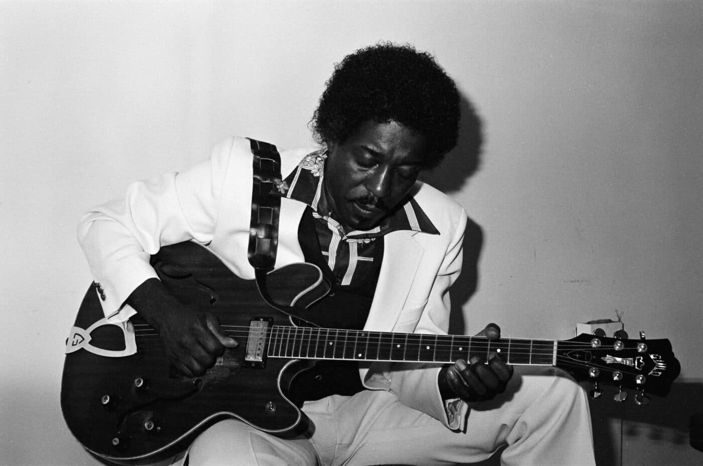 Buddy Guy (Back Stage) - Photography by Jimmy Velarde