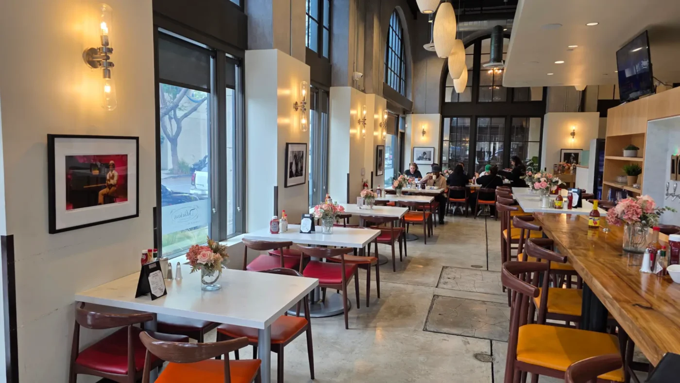 Arts @ Delicious at The Dunbar