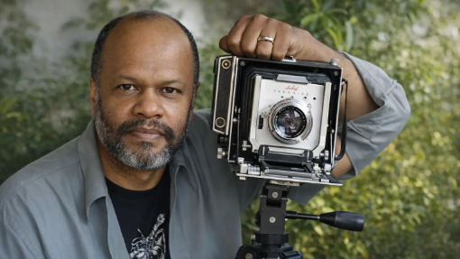 ARTIST SPOTLIGHT Bart Ross: “The Art of Seeing What Others Walk Past”