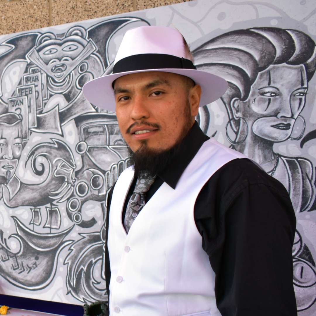 Mario A. Hernandez - @HerdzMedia